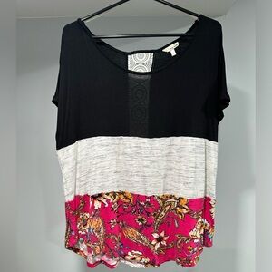 Women’s plus top